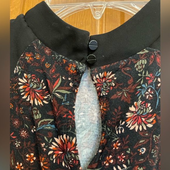 Reitman’s Sleeveless flowered blouse - Picture 4 of 6